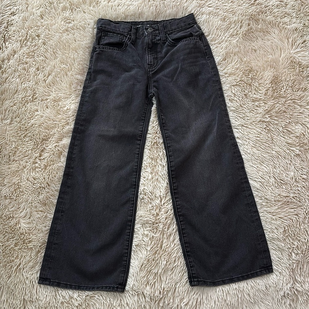 Black Old Navy jeans for kids